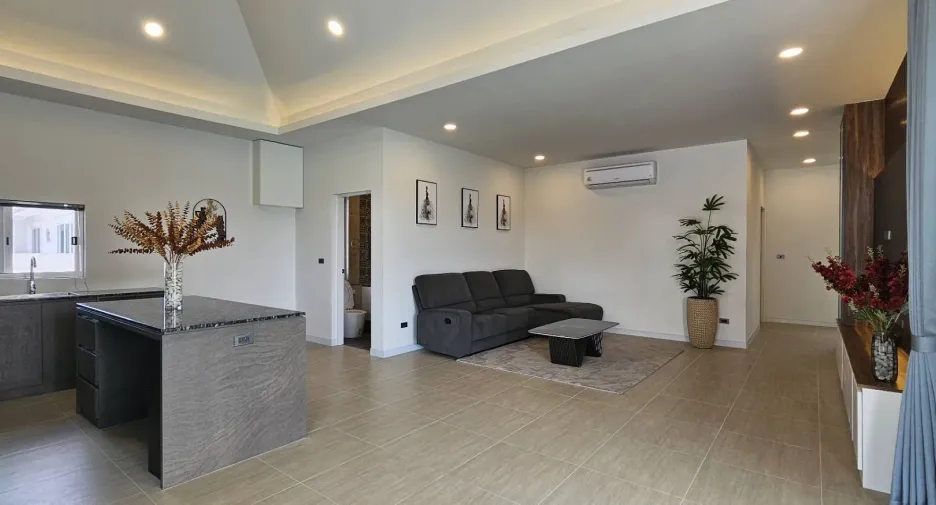 For sale 3 bedrooms villa in Hua Hin, Prachuap Khiri Khan