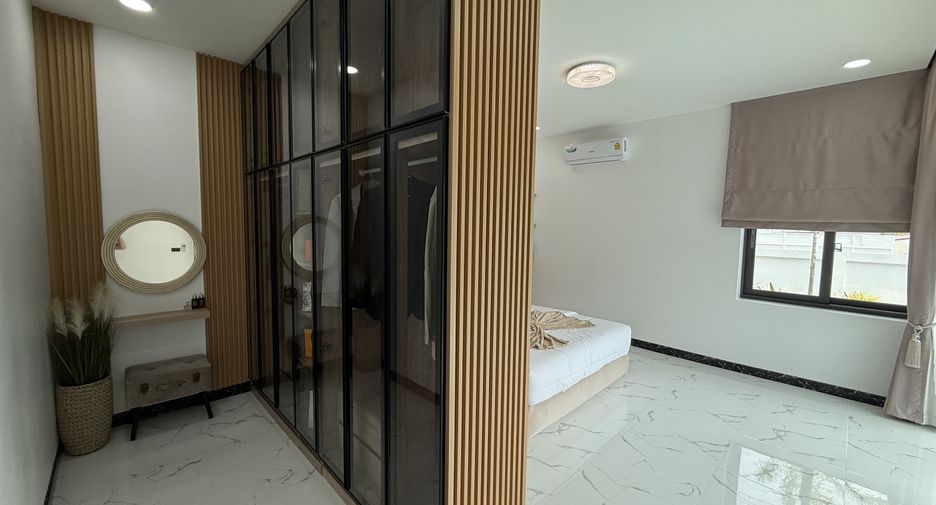 For sale 3 bedrooms house in Hua Hin, Prachuap Khiri Khan
