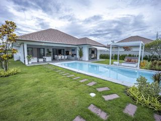 À vendre 3 chambres villa à Hua Hin, Prachuap Khiri Khan