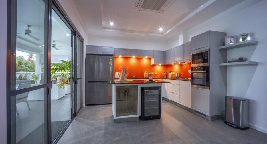 À vendre 3 chambres villa à Hua Hin, Prachuap Khiri Khan