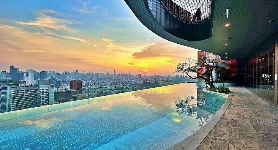 À vendre et à louer 2 chambres condo à Huai Khwang, Bangkok