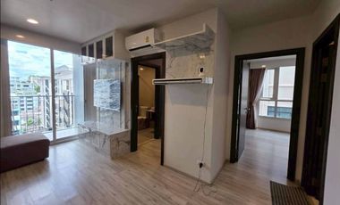 Продажа и аренда 2 спальни кондо в Хуаи Кхщанг, Бангкок