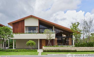 For sale 4 bedrooms house in Bang Lamung, Chonburi