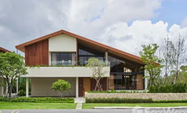 For sale 4 bedrooms house in Bang Lamung, Chonburi