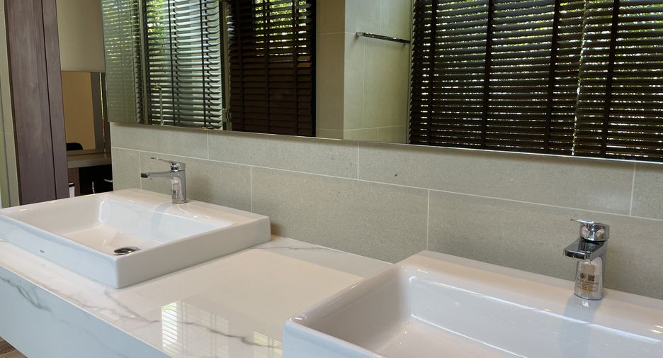 For sale 4 ベッドルーム villa in Thalang, Phuket