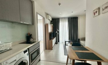 Condo en alquiler de 1 habitaciones en Khlong Toei, Bangkok