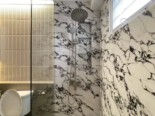 For rent 3 bedrooms townhouse in Phra Khanong, Bangkok