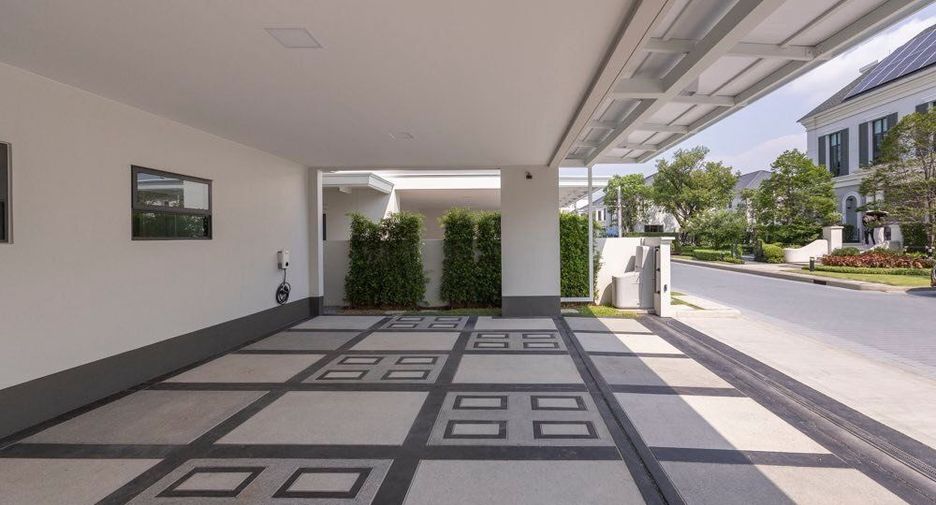 Casa en alquiler de 4 habitaciones en Bang Phli, Samut Prakan