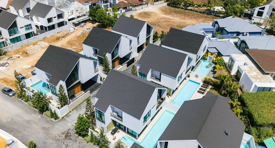 For sale 4 bedrooms villa in Thalang, Phuket