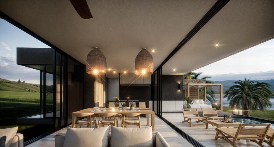For sale 4 bedrooms villa in Ko Samui, Surat Thani