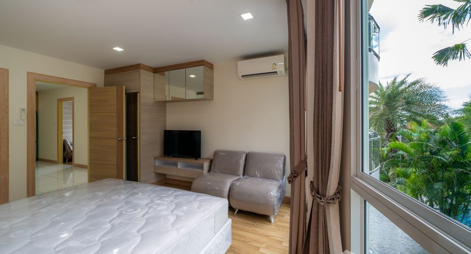 For sale 2 ベッドルーム condo in Sattahip, Chonburi