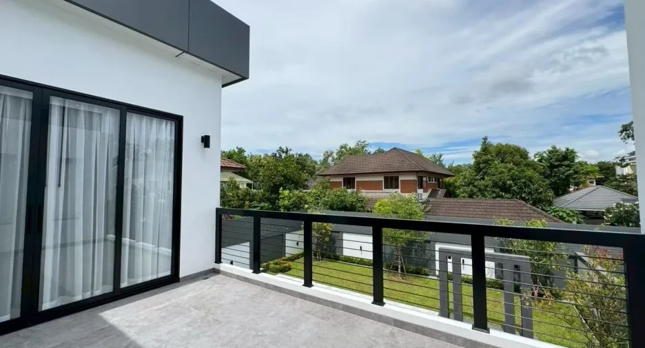 Villa zum Kauf mit 4 Zimmer in Hang Dong, Chiang Mai