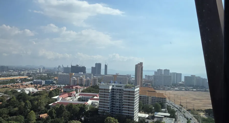 出售 2 卧室 公寓 在 Bang Lamung, Chon Buri