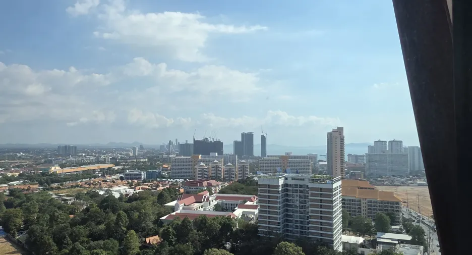 出售 2 卧室 公寓 在 Bang Lamung, Chon Buri