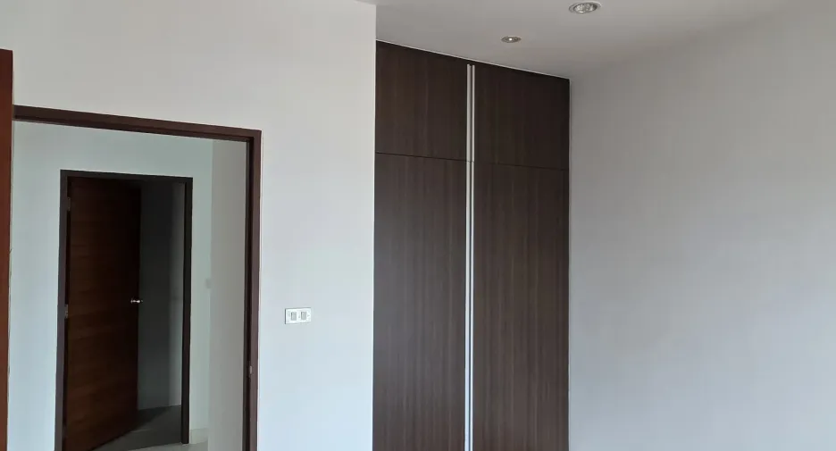 出售 2 卧室 公寓 在 Bang Lamung, Chon Buri
