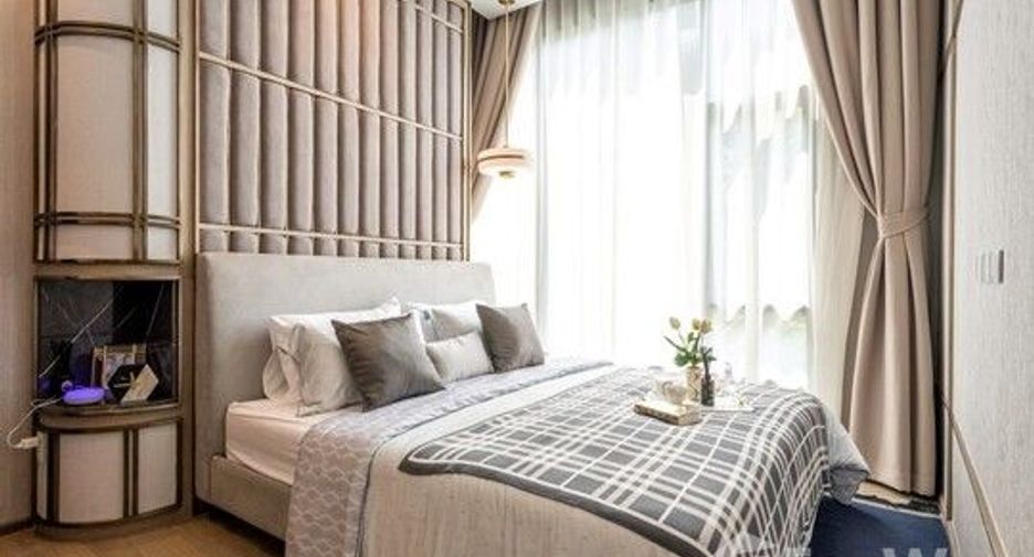 Продажа 2 спальни кондо в Пхра Кханонг, Бангкок