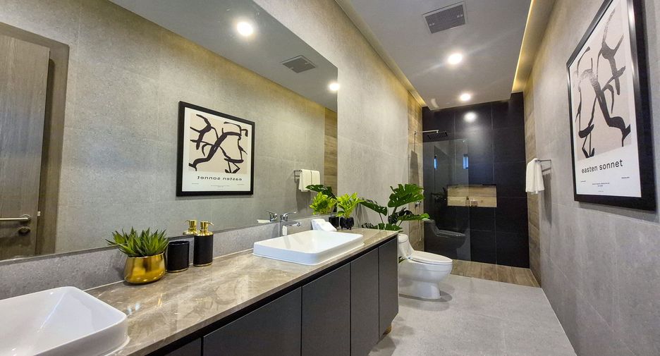 Villa en venta de 5 habitaciones en Bang Lamung, Chonburi