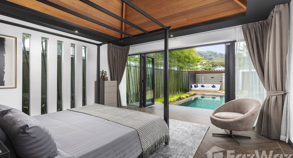 For sale 4 bedrooms villa in Mueang Phuket, Phuket