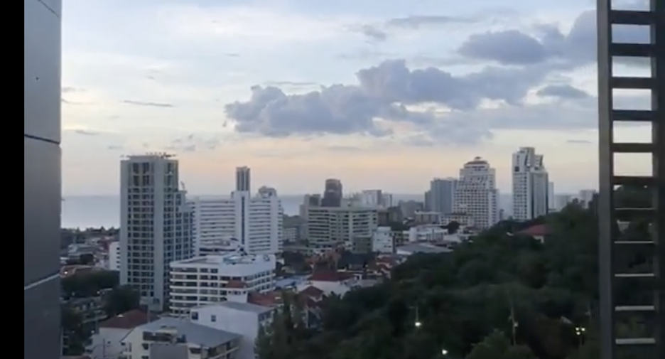 出售 2 卧室 公寓 在 Bang Lamung, Chon Buri