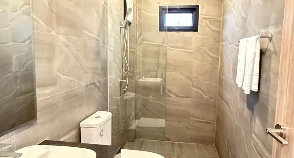 Villa zum Kauf mit 4 Zimmer in Thalang, Phuket