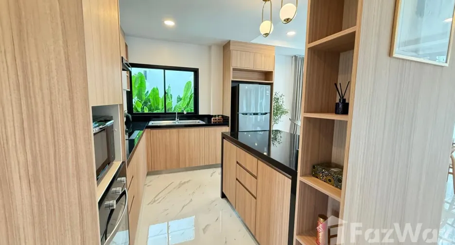 Villa zum Kauf mit 4 Zimmer in Thalang, Phuket
