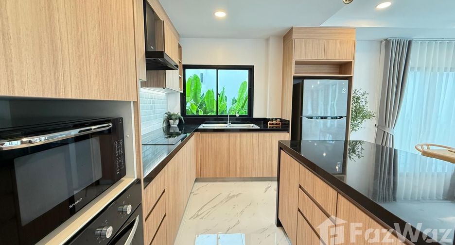 Villa zum Kauf mit 4 Zimmer in Thalang, Phuket