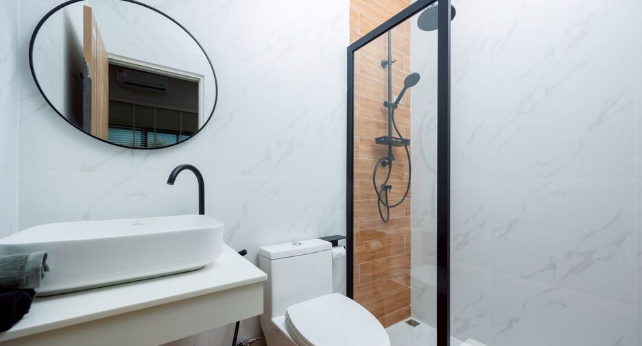 For sale 3 bedrooms townhouse in Thalang, Phuket