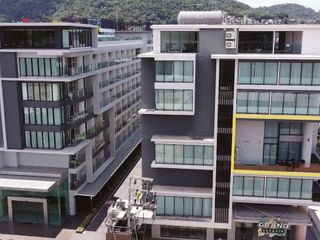 À vendre 2 chambres condo à Mueang Phuket, Phuket