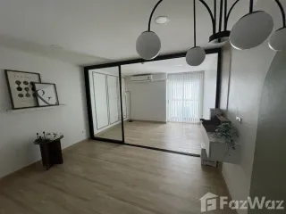 Condo en venta de estudio en Phra Khanong, Bangkok
