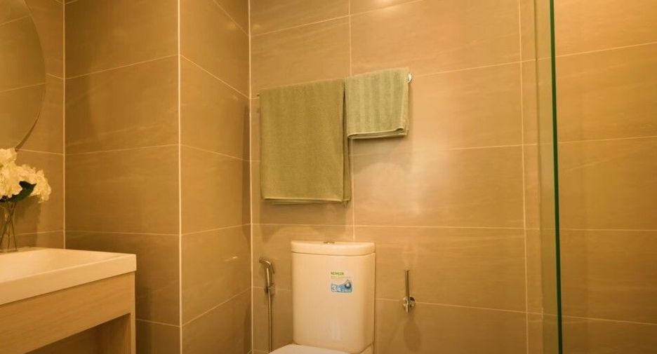 À vendre 2 chambres condo à Khlong San, Bangkok