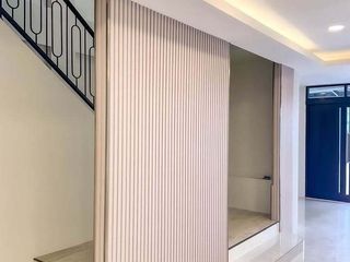 For sale 4 ベッドルーム townhouse in Saphan Sung, Bangkok