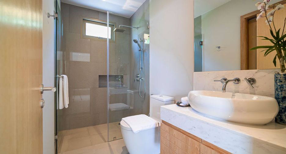 For sale 3 bedrooms villa in Thalang, Phuket