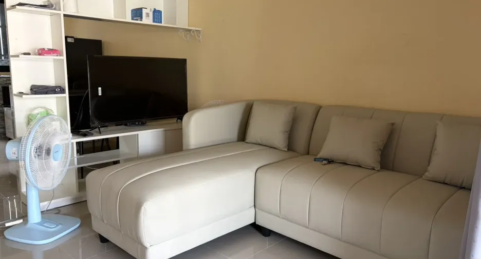 For rent 2 bedrooms townhouse in Thalang, Phuket