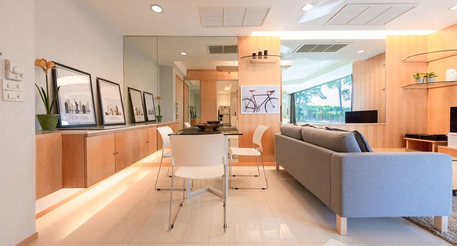 Condo en alquiler de 1 habitaciones en Yan Nawa, Bangkok