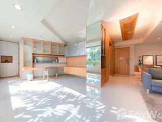 For rent 1 bed condo in Yan Nawa, Bangkok