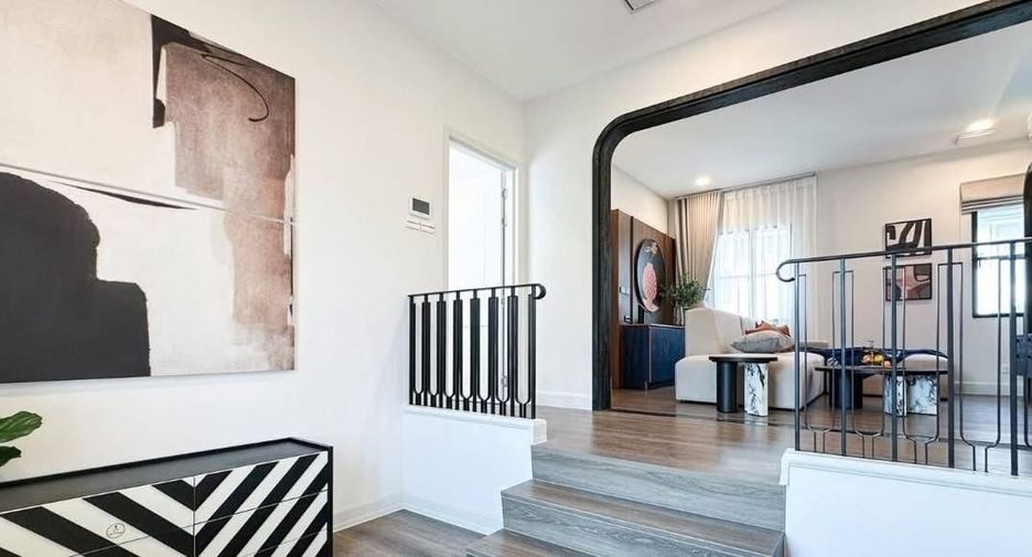 For rent 3 ベッドルーム house in Saphan Sung, Bangkok