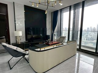 For rent 2 bedrooms condo in Pathum Wan, Bangkok