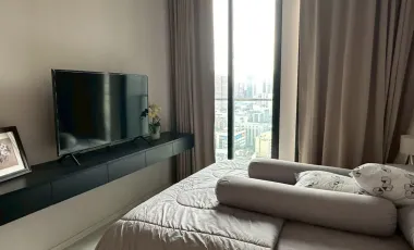 À louer 2 chambres condo à Sathon, Bangkok