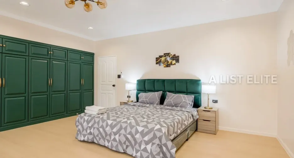 For rent 5 bedrooms house in Bang Lamung, Chonburi