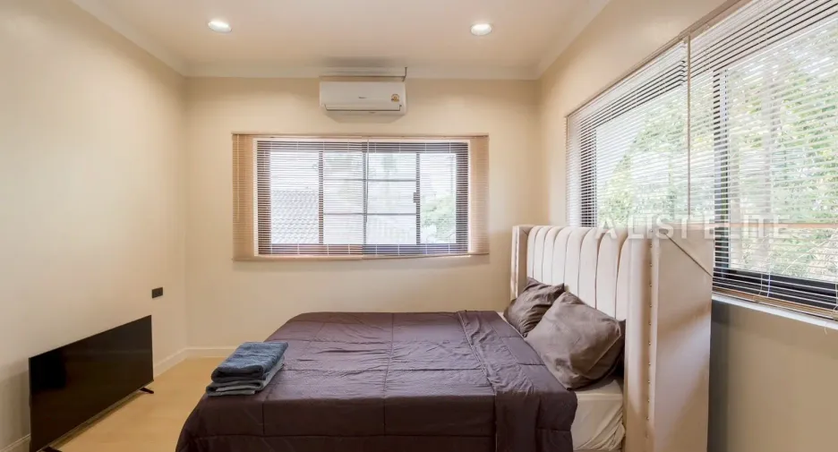 For rent 5 bedrooms house in Bang Lamung, Chonburi