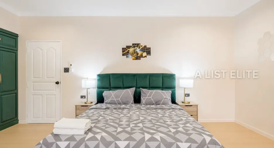 For rent 5 bedrooms house in Bang Lamung, Chonburi