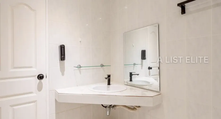 For rent 5 bedrooms house in Bang Lamung, Chonburi