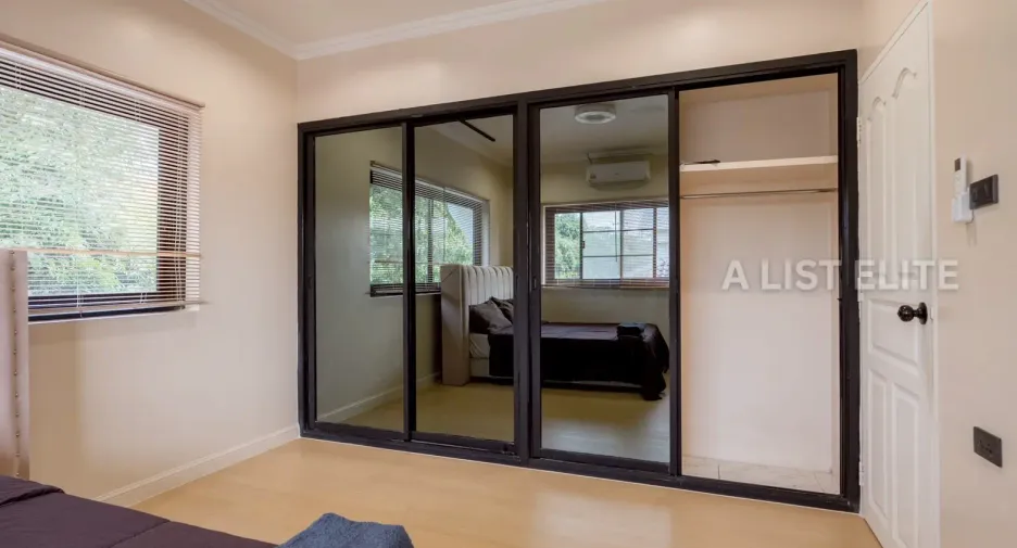 For rent 5 bedrooms house in Bang Lamung, Chonburi