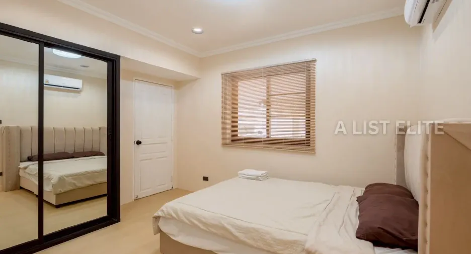 For rent 5 bedrooms house in Bang Lamung, Chonburi