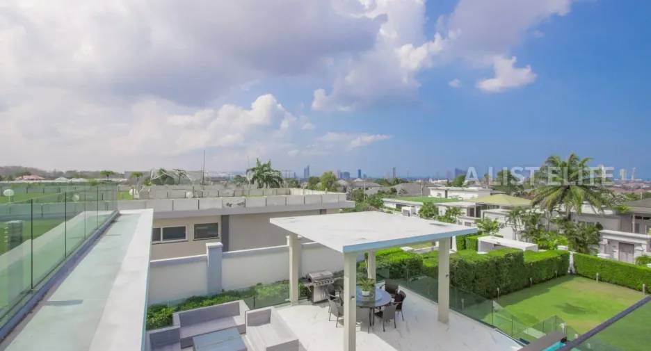Haus zur Miete mit 10 Zimmer in Bang Lamung, Chonburi