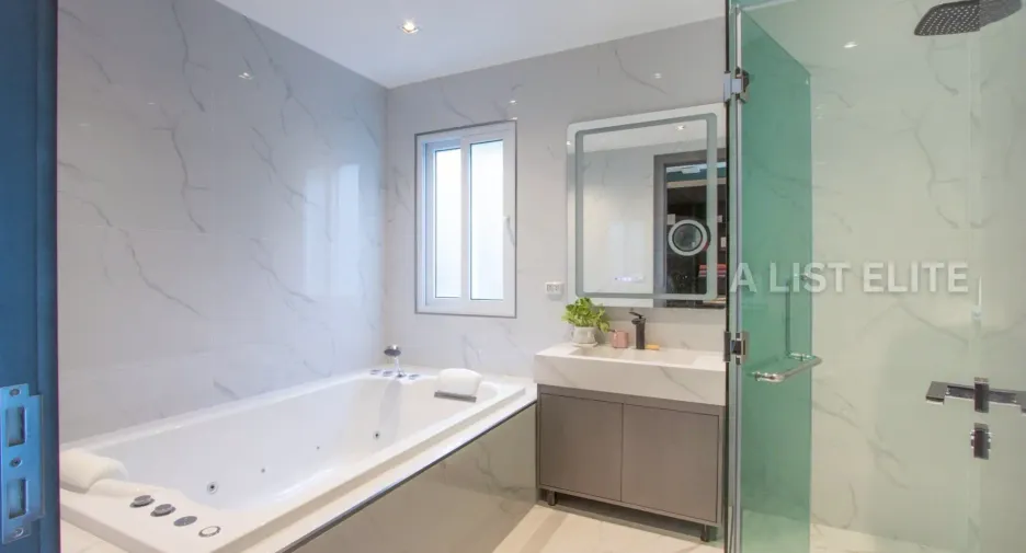 Haus zur Miete mit 10 Zimmer in Bang Lamung, Chonburi