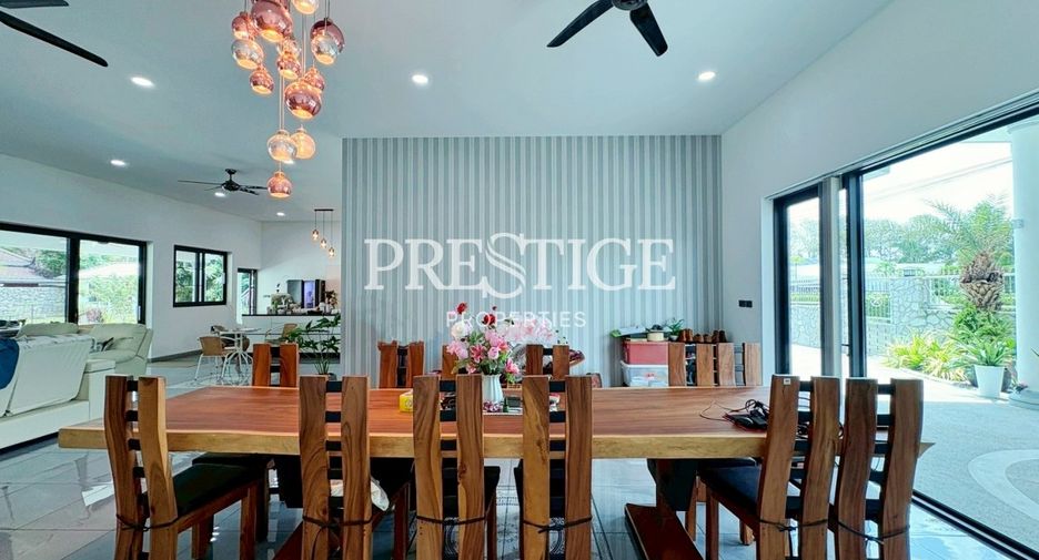 Casa en venta de 4 habitaciones en Bang Lamung, Chonburi