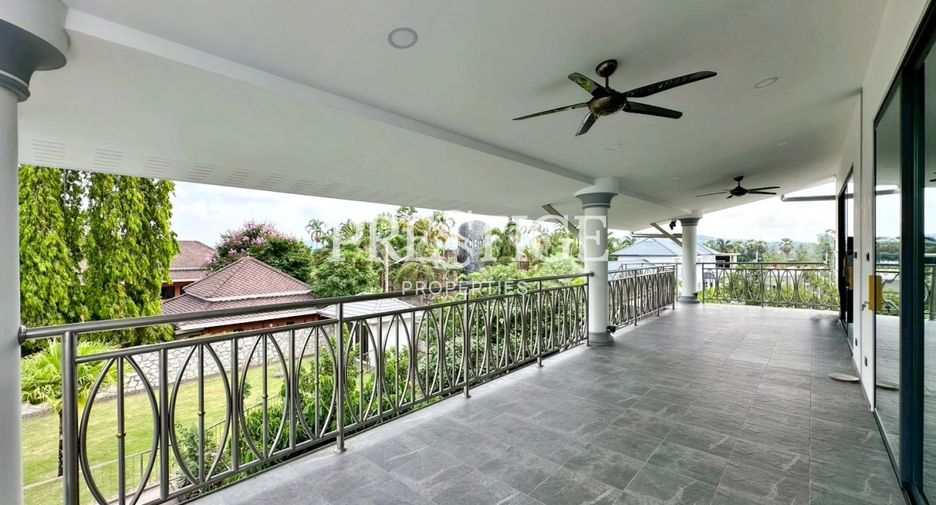 Casa en venta de 4 habitaciones en Bang Lamung, Chonburi