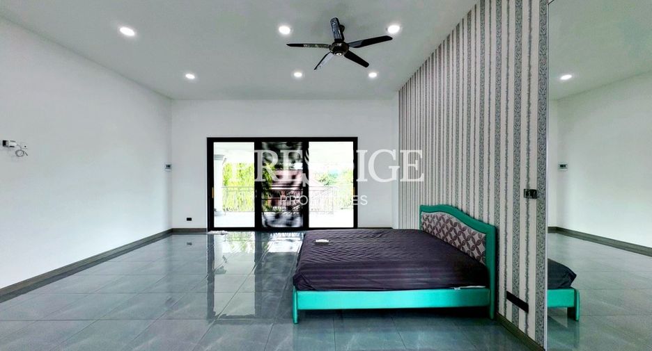 Casa en venta de 4 habitaciones en Bang Lamung, Chonburi