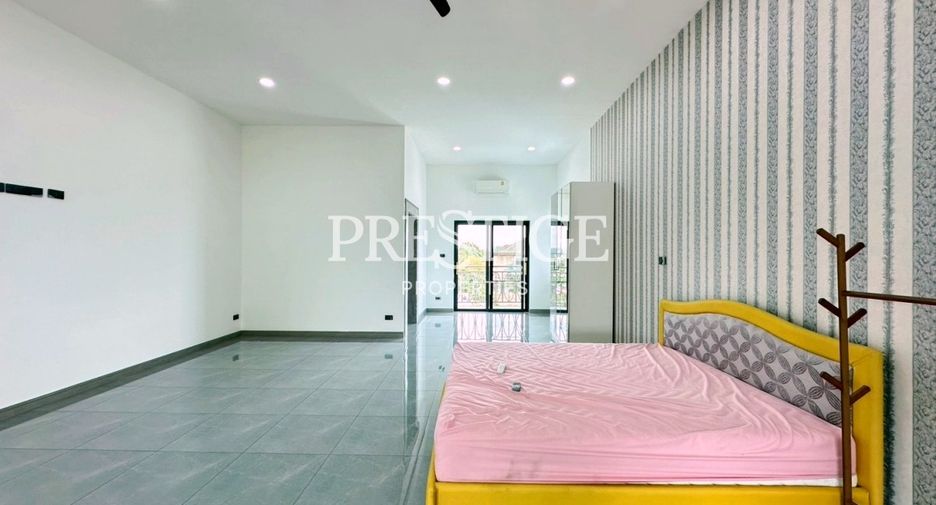 Casa en venta de 4 habitaciones en Bang Lamung, Chonburi